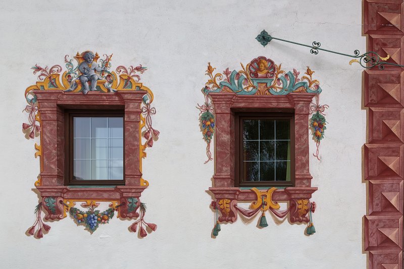 Decorated Windows, Nassereith, Tyrol, Austria | Austrian Scenery - Part III (IMG_4940.jpg)