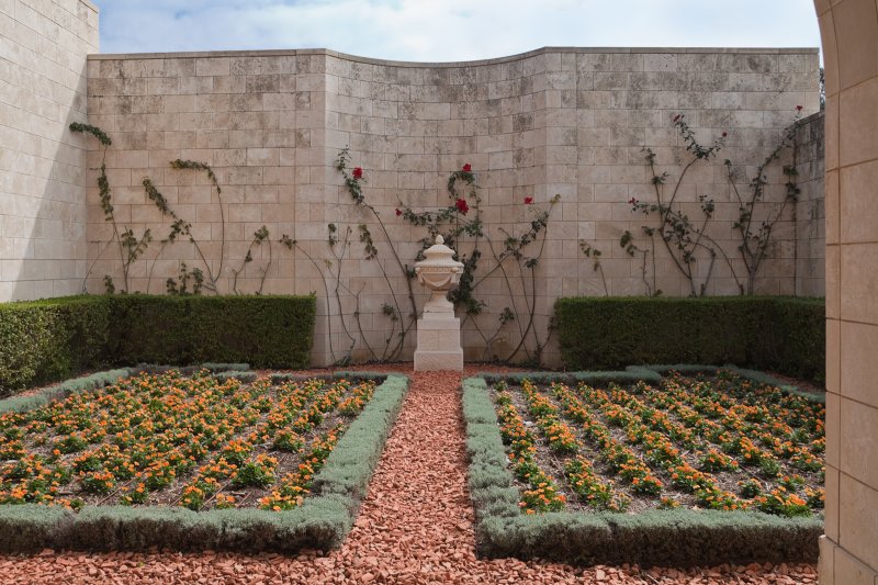 The outer garden part of The Baha'i Gardens at Bahji in Acre | The Baha'i Gardens in Acre (Akko)  (IMG_6329.jpg)