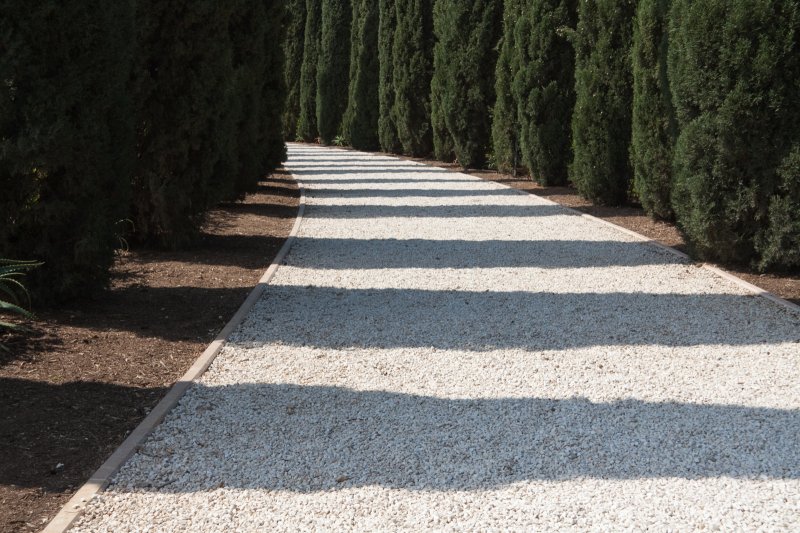 The perimeter path, surrounding the inner garden | The Baha'i Gardens in Acre (Akko)  (IMG_6366.jpg)