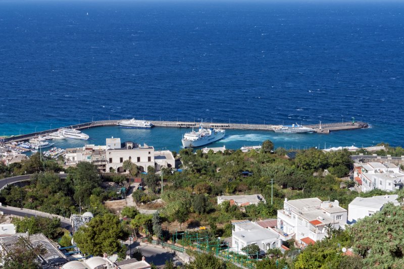Marina Grande as seen from La Piazzetta (Piazza Umberto I), Capri | Capri Island (Campania, Italy) (IMG_3194.jpg)