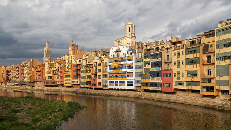 Old houses on the Onyar River, Girona, Catalonia | Girona (Catalonia, Spain) (IMG_8533.jpg)