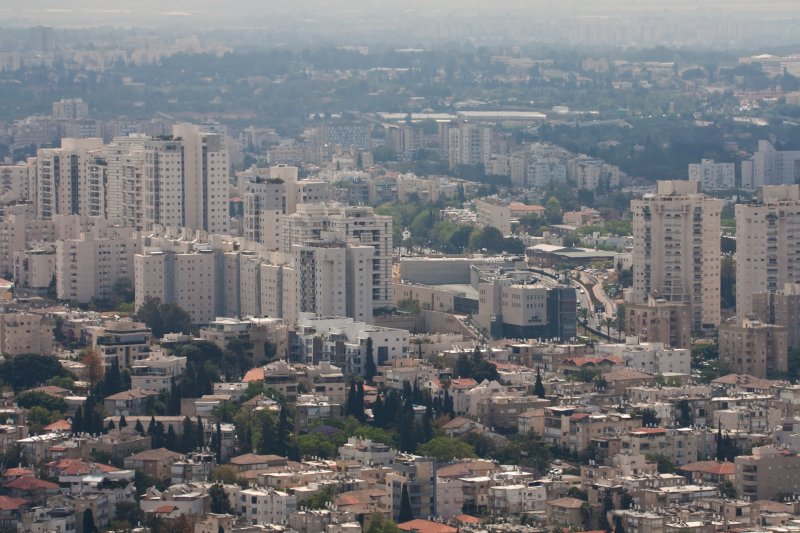 Giv'atayim - גבעתיים | A Bird's-Eye View of Tel-Aviv and Gush Dan - מבט על תל-אביב וגוש דן ממעוף הציפור (22_IMG_7136.jpg)
