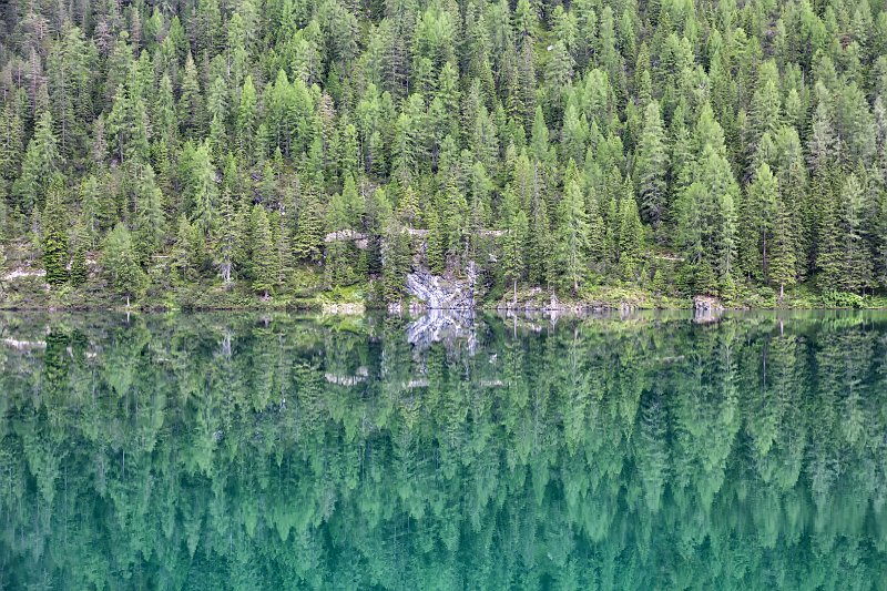 Lake Braies (Lago di Braies / Pragser Wildsee), South Tyrol, Italy | The Dolomites II (IMG_1952_2.jpg)