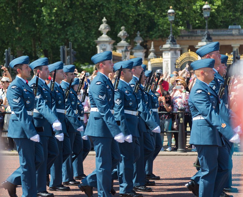 The Royal Canadian Air Force at Buckingham Palace, Westminster | London - Part I (IMG_1355.jpg)