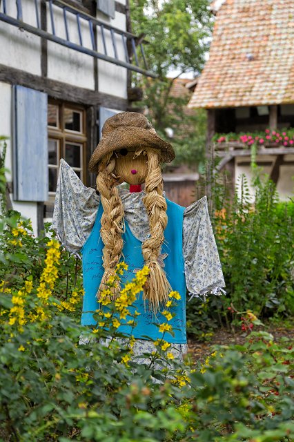 Blonde Scarecrow, Open Air Museum of Alsace, Ungersheim, France | Open Air Museum of Alsace - Ungersheim, France (IMG_4381.jpg)