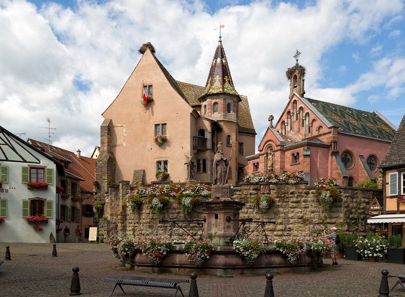 Saint-Léon IX Square, Eguisheim, Alsace, France | Eguisheim - Alsace, France (IMG_4114.jpg)