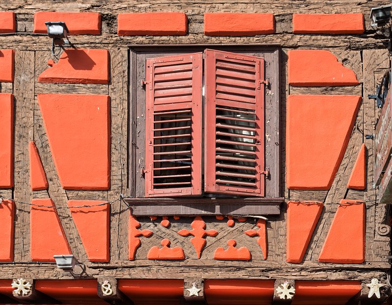 Window of Siedel House, Ribeauvillé, Alsace, France | Ribeauvillé - Alsace, France (IMG_3435.jpg)
