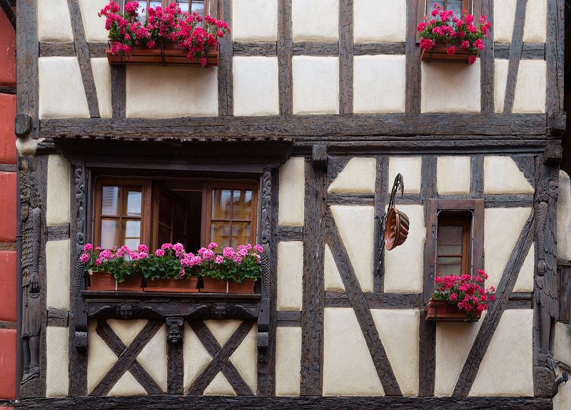 Windows of the Nail Maker's House, Riquewihr, Alsace, France | Riquewihr - Alsace, France (IMG_3708.jpg)