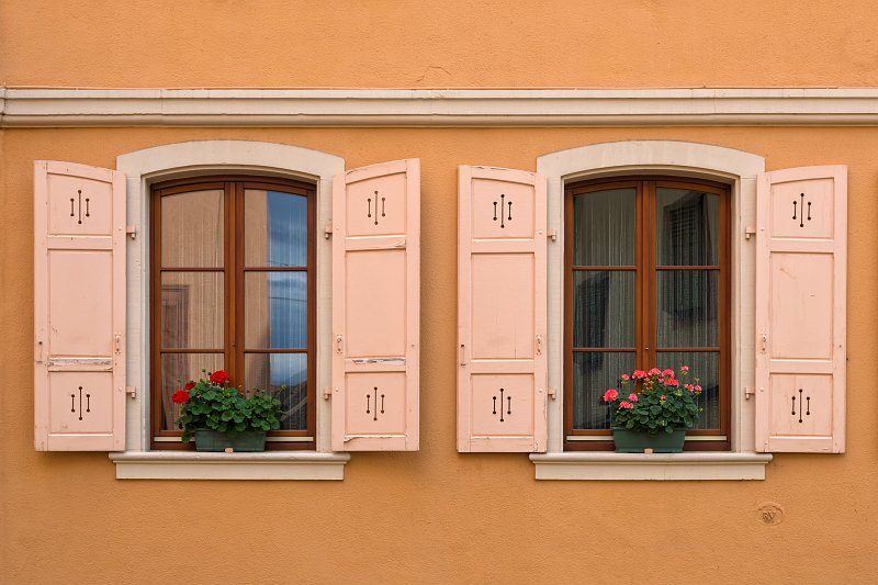 Twin Windows, Turckheim, Alsace, France | Turckheim - Alsace, France (IMG_2473.jpg)
