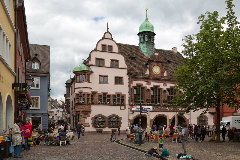 New Town Hall and Square (Rathausplatz), Freiburg im Breisgau, Baden-Württemberg, Germany | Freiburg im Breisgau - Baden-Württemberg, Germany (IMG_5076.jpg)