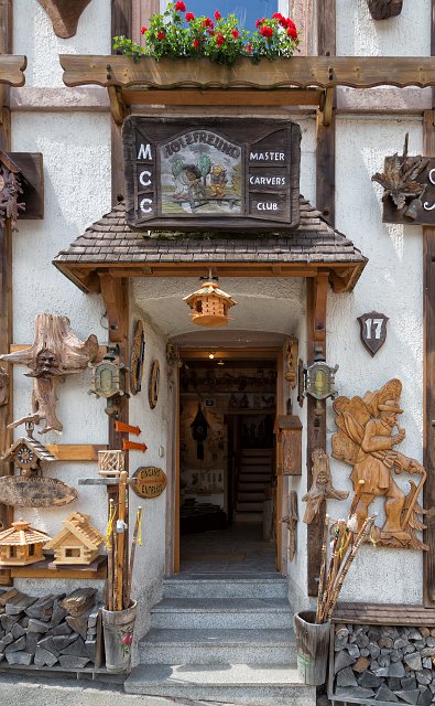 Entrance to Master Carver Club, Triberg im Schwarzwald, Germany | Triberg im Schwarzwald - Baden-Württemberg, Germany (IMG_5278.jpg)