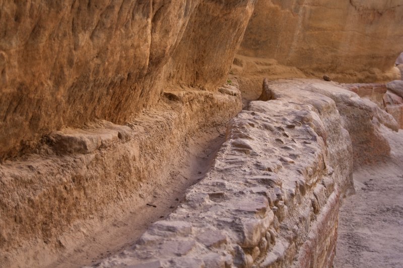 Petra - The Siq-Nabataean aqueduct | Jordan - Petra (IMG_7724.jpg)
