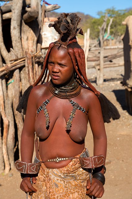 Married Himba Woman, Namibia | Damaraland and Kaokoland - Namibia (IMG_4123.jpg)