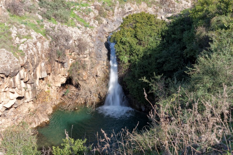 Waterfall in Sa'ar stream | Sa'ar Stream in Golan Heights (IMG_8633_35.jpg)