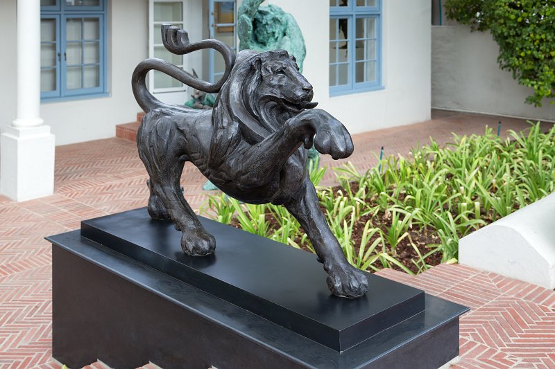 Statue of a Lion in Front of a House,Franschhoek | Franschhoek - Western Cape, South Africa (IMG_8976.jpg)