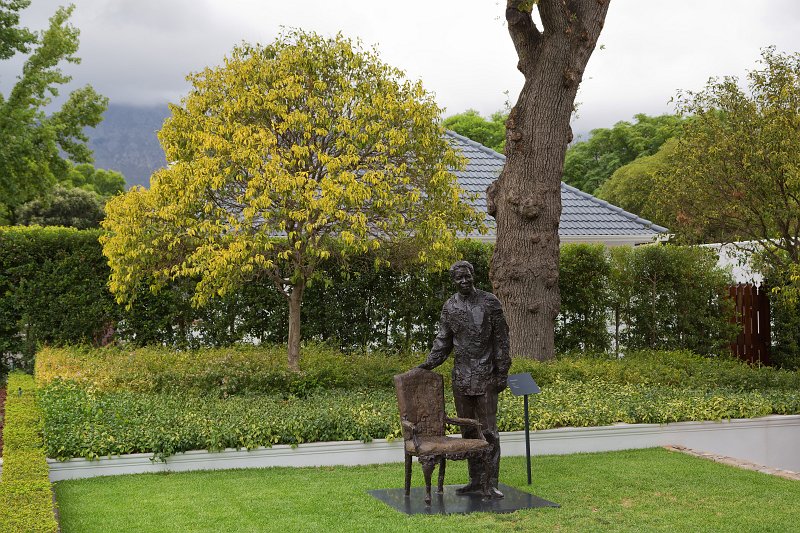 Statue of Nelson Mandela, Franschhoek | Franschhoek - Western Cape, South Africa (IMG_8982.jpg)