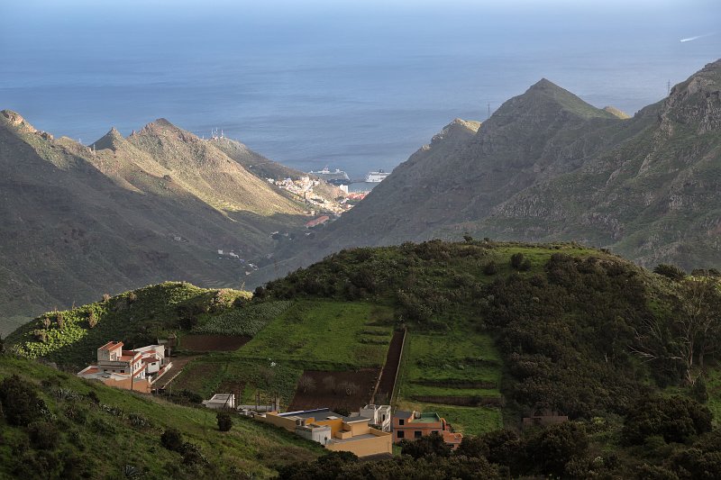 View of Santa Cruz from Pico del Inglés, Tenerife | Tenerife II (Teide national park, Taganana, Icod de los Vinos, Masca and Garachico) (IMG_2514.jpg)