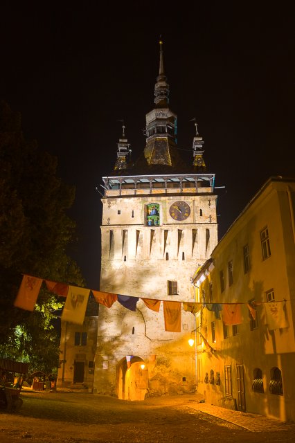 Sighisoara Clocktower by night | Castles and Fortresses in Romania (CA27-IMG_1248_f.jpg)