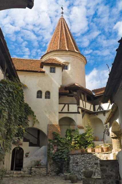 Bran Castle | Castles and Fortresses in Romania (CA40-IMG_1906_f.jpg)