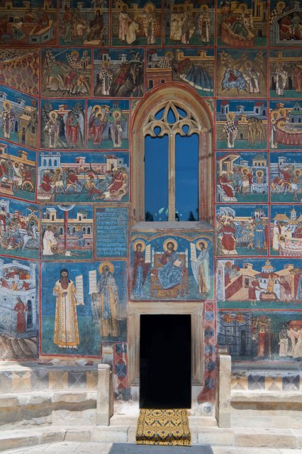 Voroneţ Monastery, Suceava county | Monasteries and Churches in Romania (MO81-IMG_8403_2.jpg)