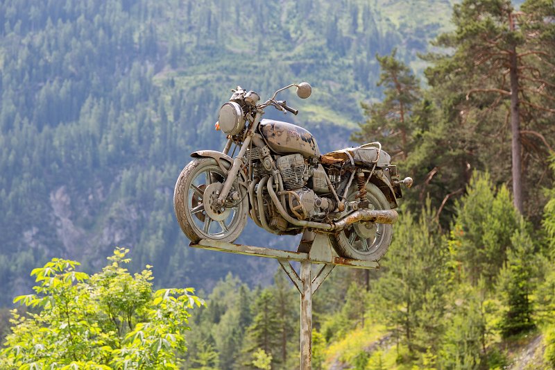 Motorcycle near Lake Blindsee, Biberwier, Tyrol, Austria | Austrian Scenery - Part III (IMG_4890.jpg)