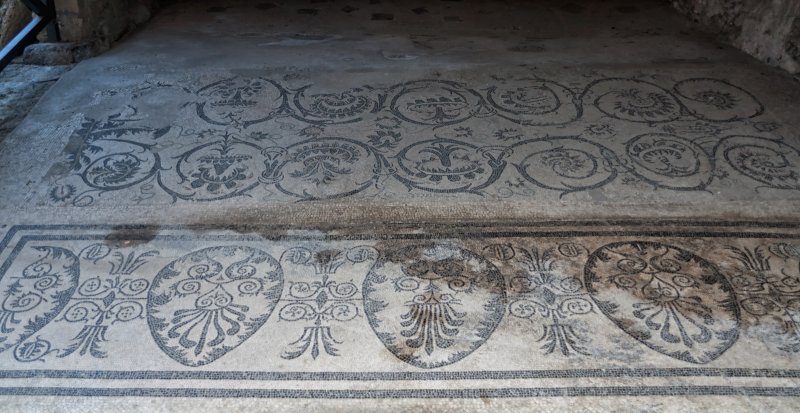 Mosaic floor in entrance to the Suburban Baths, Pompeii | Pompeii - The Roman Time Capsule (IMG_1934.jpg)