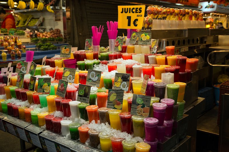 Various Fruit Juices at La Boqueria, Barcelona | Barcelona (Catalonia, Spain) (IMG_7635.jpg)