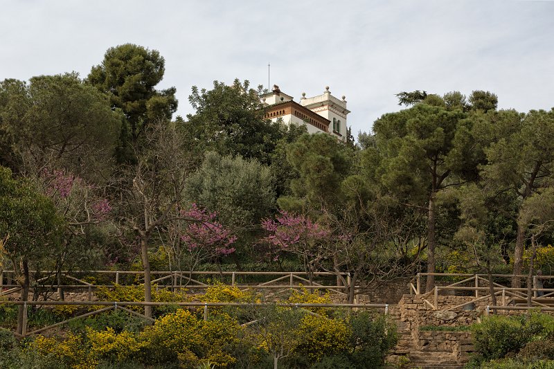 Garden at Güell Park, Barcelona | Barcelona (Catalonia, Spain) (IMG_8147_48.jpg)