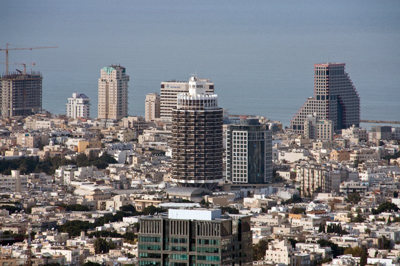 Tel-Aviv: center - מרכז תל-אביב | A Bird's-Eye View of Tel-Aviv and Gush Dan - מבט על תל-אביב וגוש דן ממעוף הציפור (IMG_2710_f.jpg)