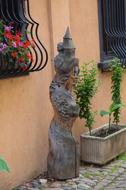 Wooden Sculpture, Eguisheim, Alsace, France | Eguisheim - Alsace, France (IMG_3954.jpg)