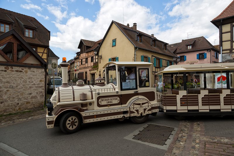 Little White Train, Eguisheim, Alsace, France | Eguisheim - Alsace, France (IMG_4154.jpg)