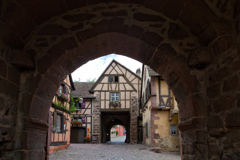 The Upper Gate, Riquewihr, Alsace, France | Riquewihr - Alsace, France (IMG_3651_52.jpg)