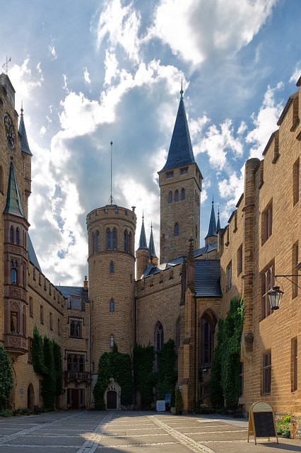 Inner Courtyard, Hohenzollern Castle, Hechingen, Germany | Hohenzollern Castle - Hechingen, Germany (IMG_7220_22.jpg)