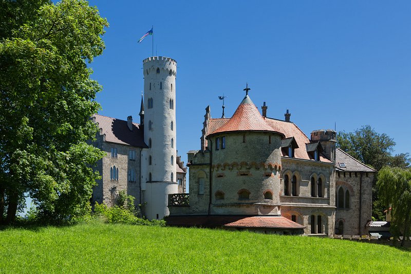 Lichtenstein Castle, Honau, Germany | Lichtenstein Castle - Honau, Germany (IMG_2070.jpg)