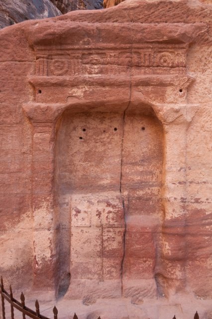 Petra - The Siq-Nabataean place of worship | Jordan - Petra (IMG_7749.jpg)