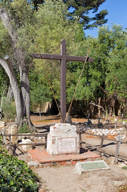 Graveyard of Carmel Mission, Carmel-by-the-Sea, California | Mission San Carlos Borromeo de Carmelo, Carmel (IMG_4267.jpg)