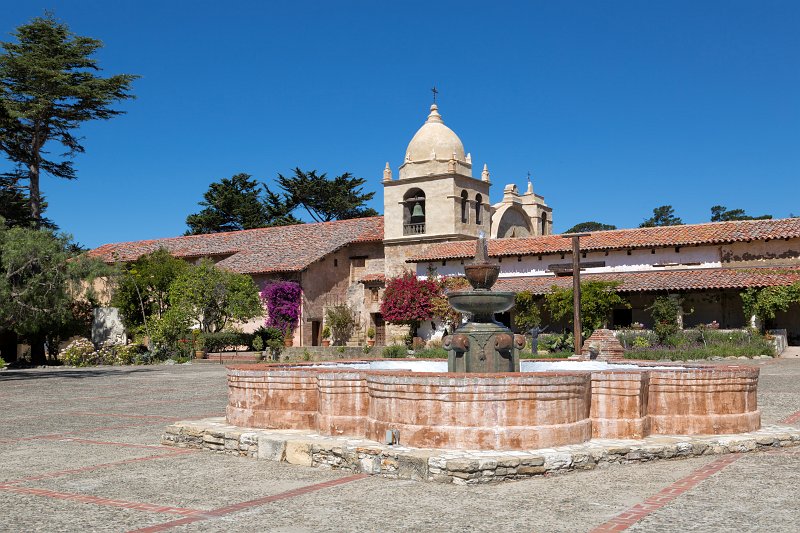 The Courtyard Fountain, Carmel Mission, Carmel-by-the-Sea, California | Mission San Carlos Borromeo de Carmelo, Carmel (IMG_4371.jpg)