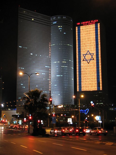 Azrieli Towers, Tel-Aviv | Israel (IS12-IMG_4272_f.jpg)